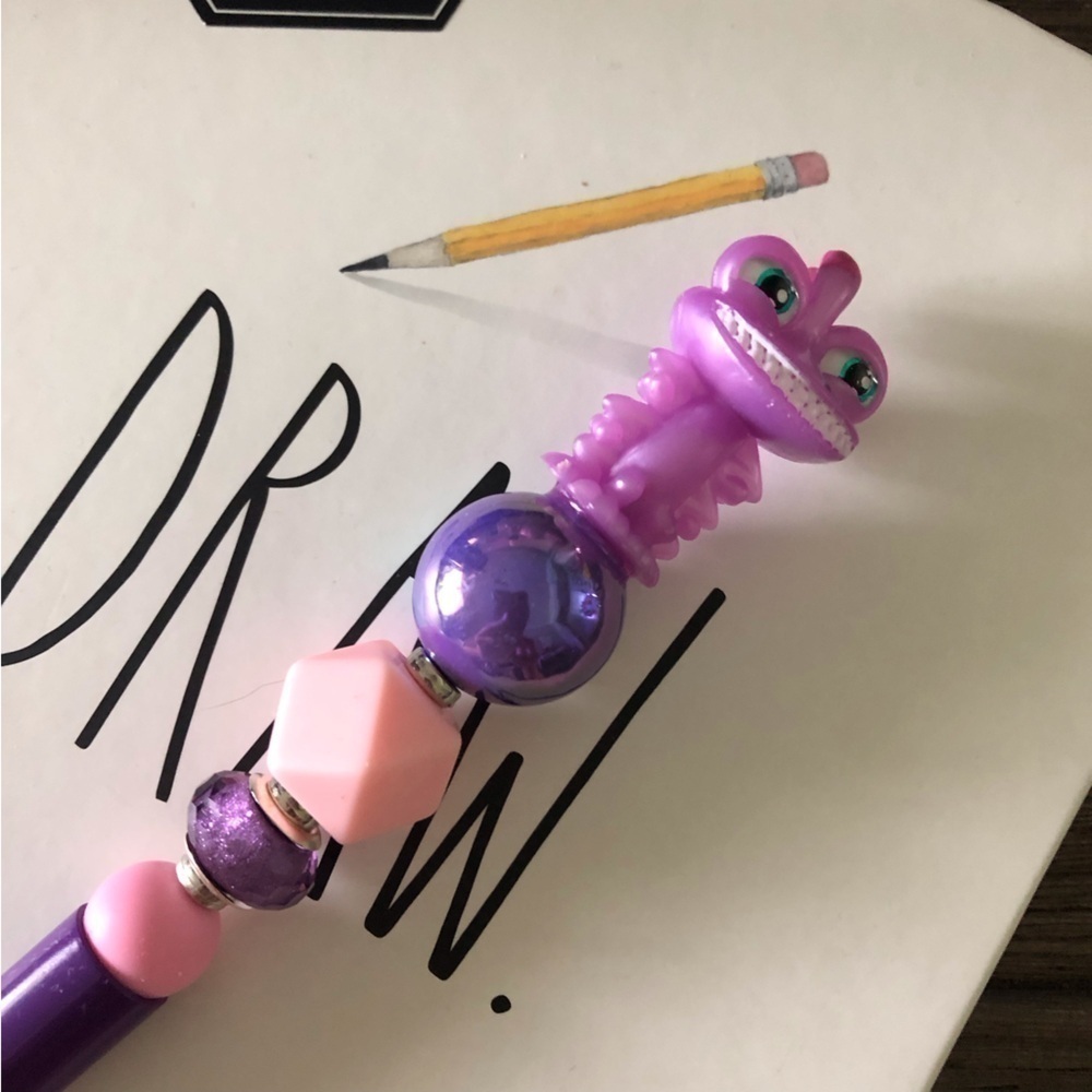 Disney doorables: Monsters INC.: Randall Boggs handmade beaded pen